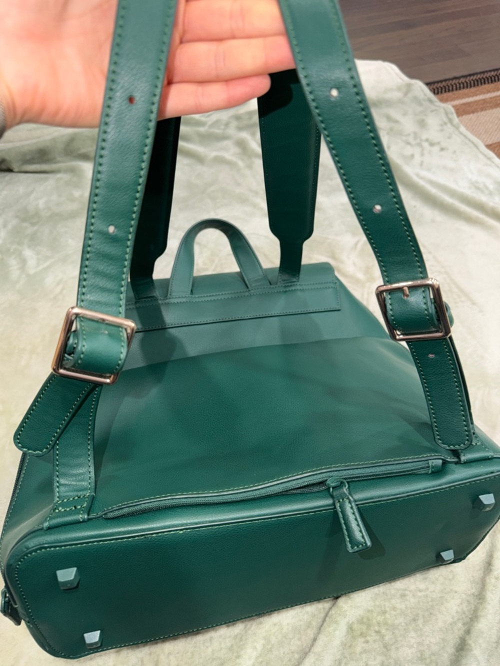 BEIS The Wicked Backpack
in Wicked Green - Picture 9 of 14